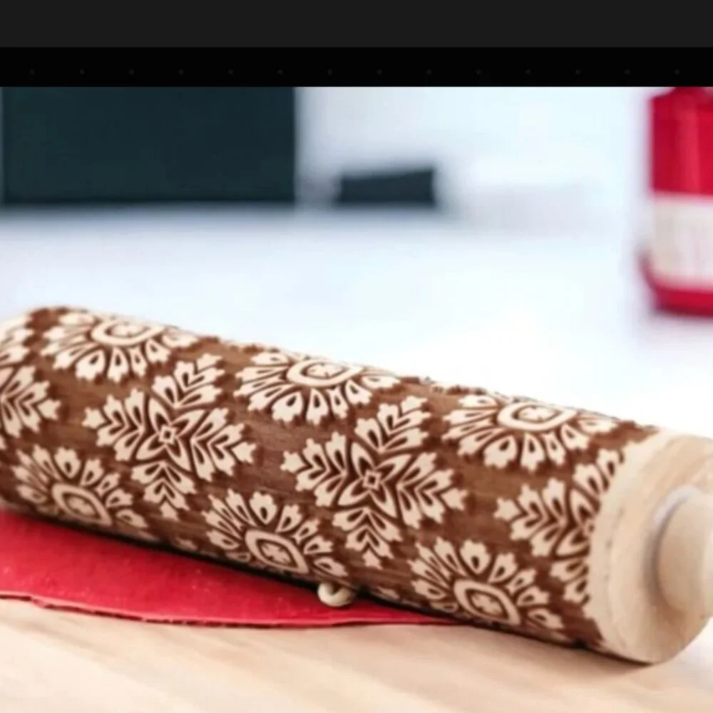 Beachly - Wooden Embossed Rolling Pin